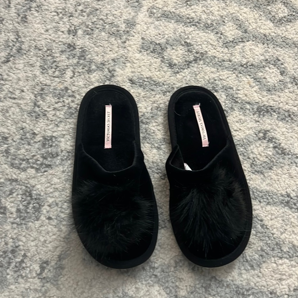 Victoria’s Secret Black Slippers